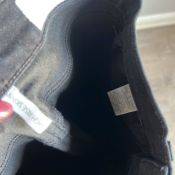 RAG & BONE Coated High-Rise Skinny Jeans - Picture 12 of 15